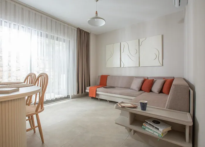 Katana Aparthotel 3*