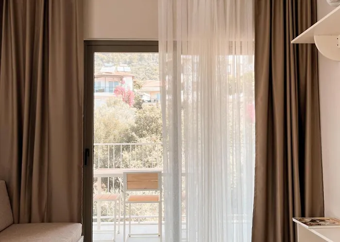 Katana Aparthotel 3*